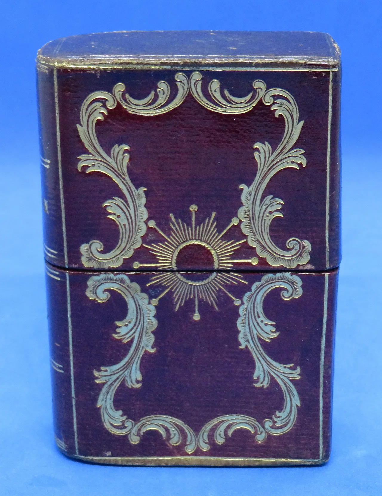 Tooled maroon leather sewing set, 19th century 2