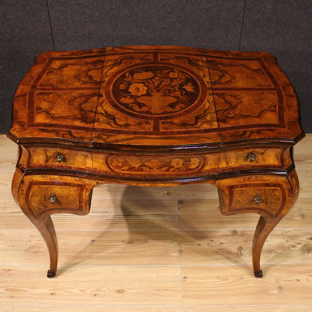 Lombard toilet inlaid Louis XV style, 900 3