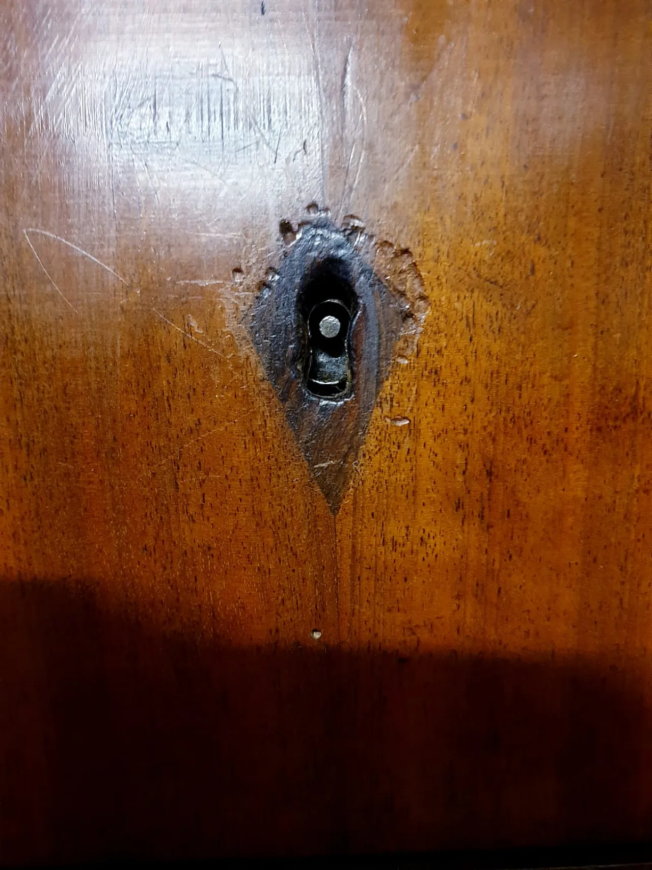 Cassettone Luigi Filippo in noce massello e marmo, '800 14