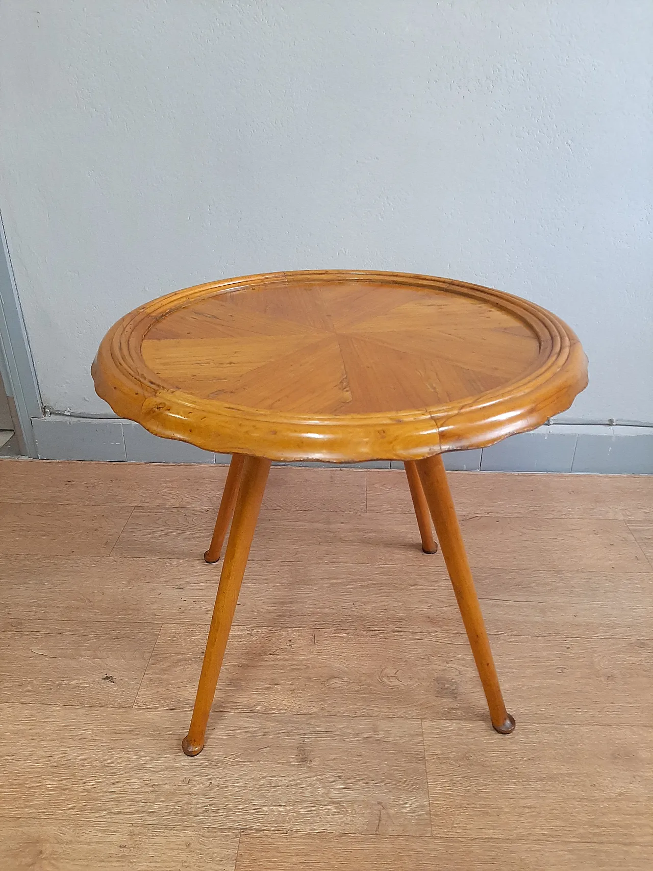 Coffeee table in original cherry trees, 50s 1