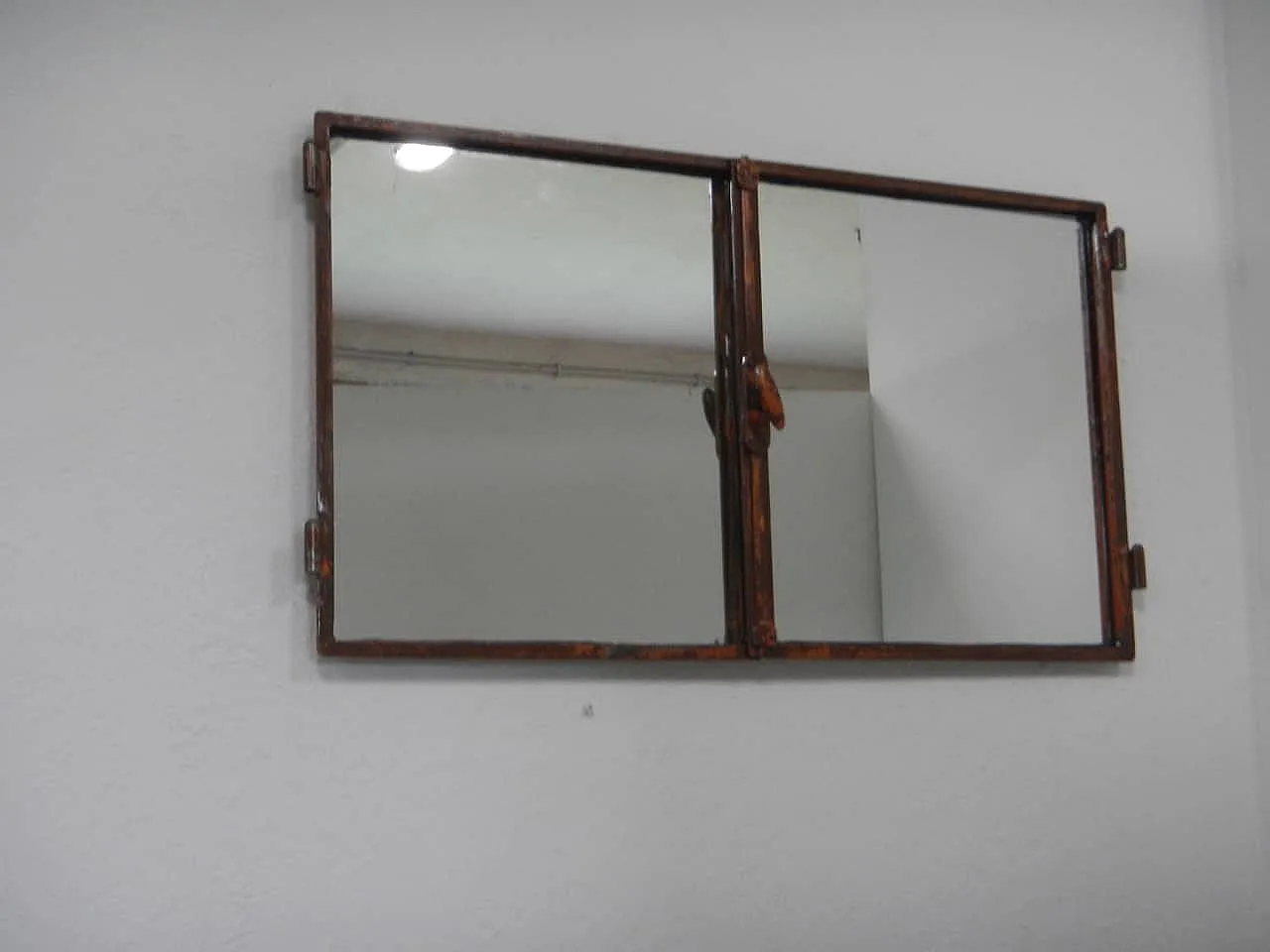 Specchio su finestra  1950 1