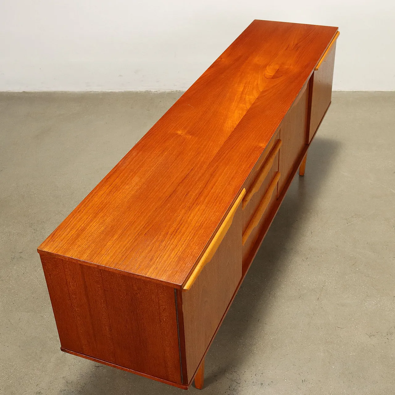 Credenza impiallacciata in teak, anni '60 10