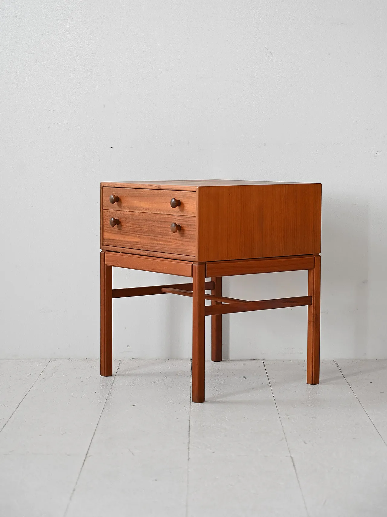 Scandinavo Tibro table 4