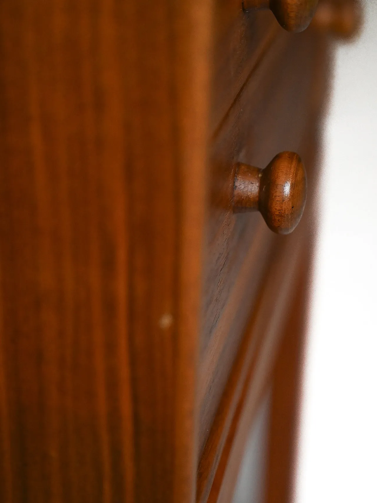 Scandinavo Tibro table 7