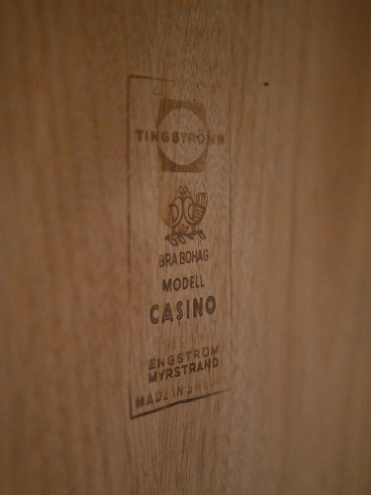 Scandinavo Tibro table 8