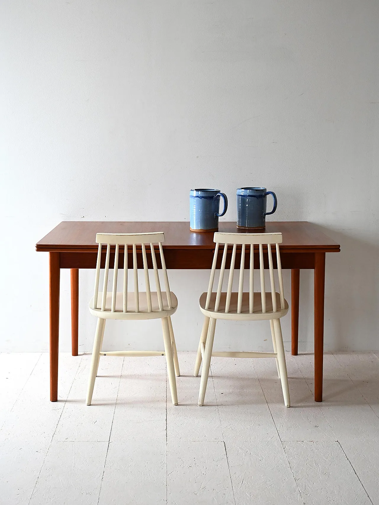 Scandinavian extendable table in teak, anni '60 1
