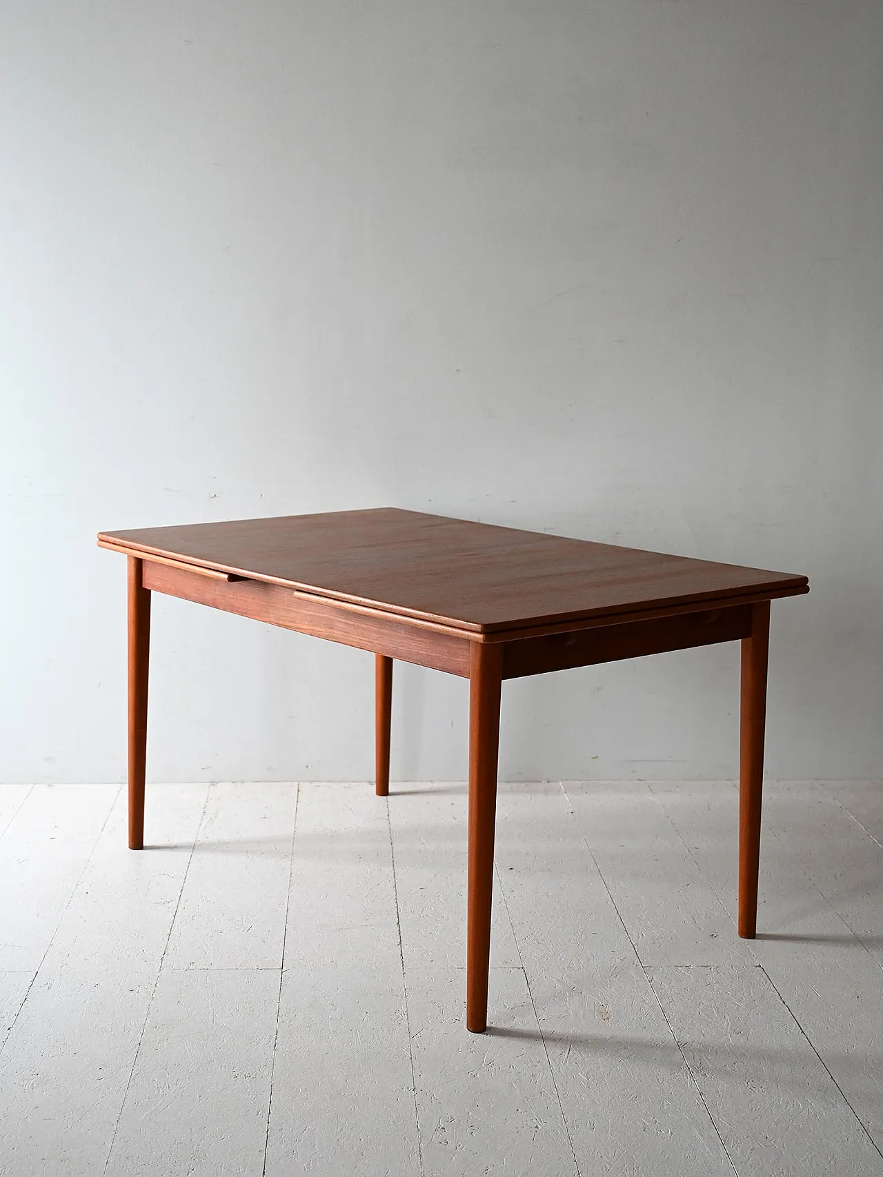 Scandinavian extendable table in teak, anni '60 4
