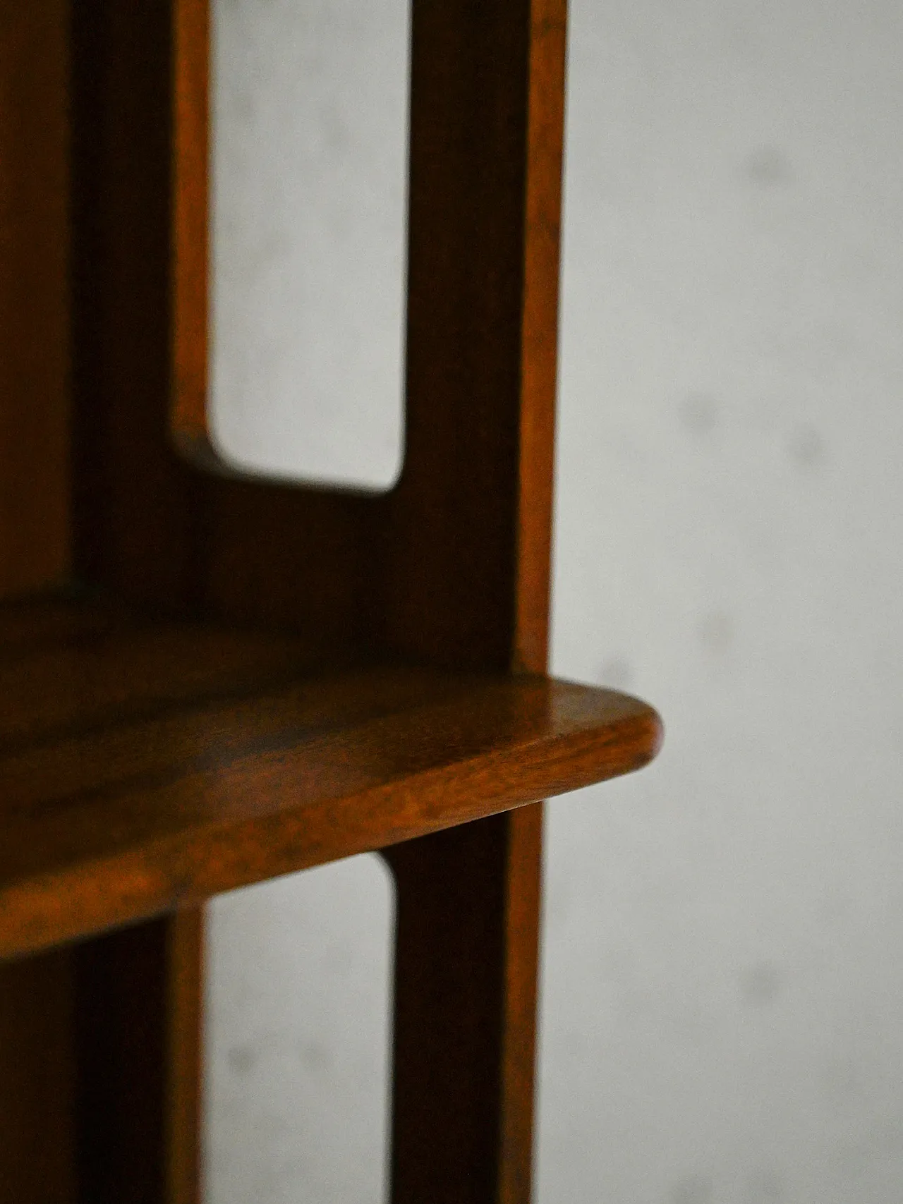 Josef Frank's wall bookcase 5