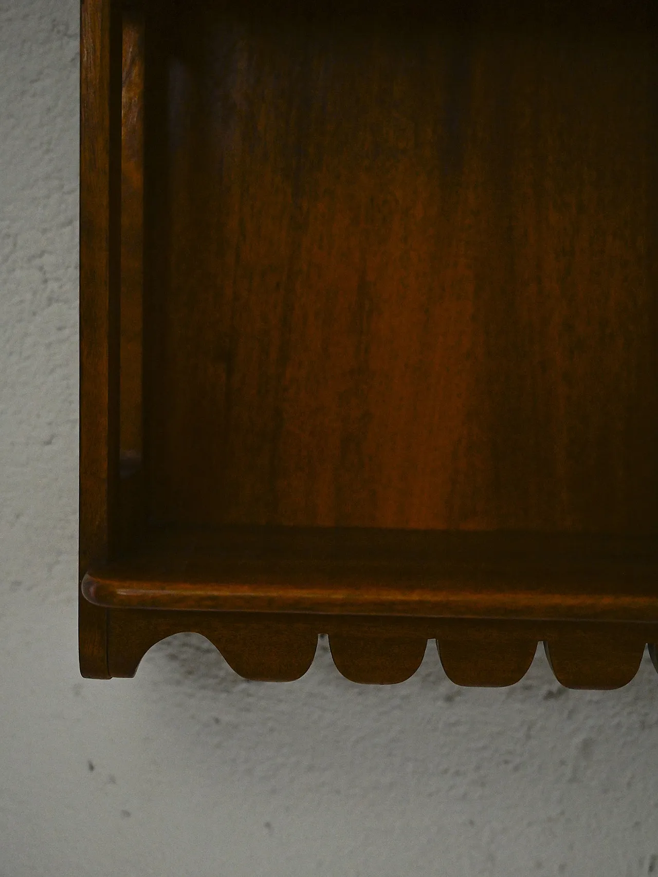 Josef Frank's wall bookcase 7