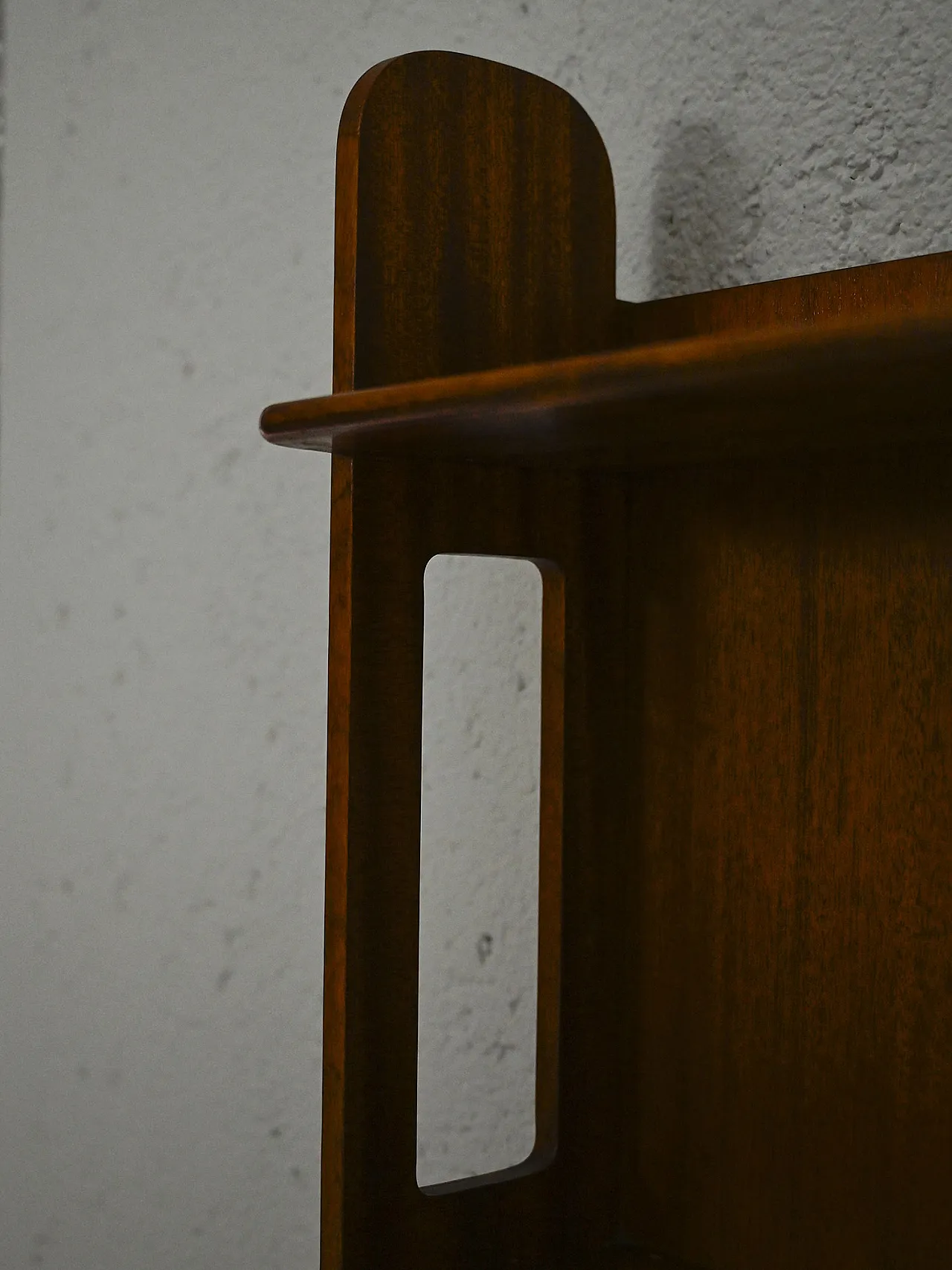 Josef Frank's wall bookcase 8