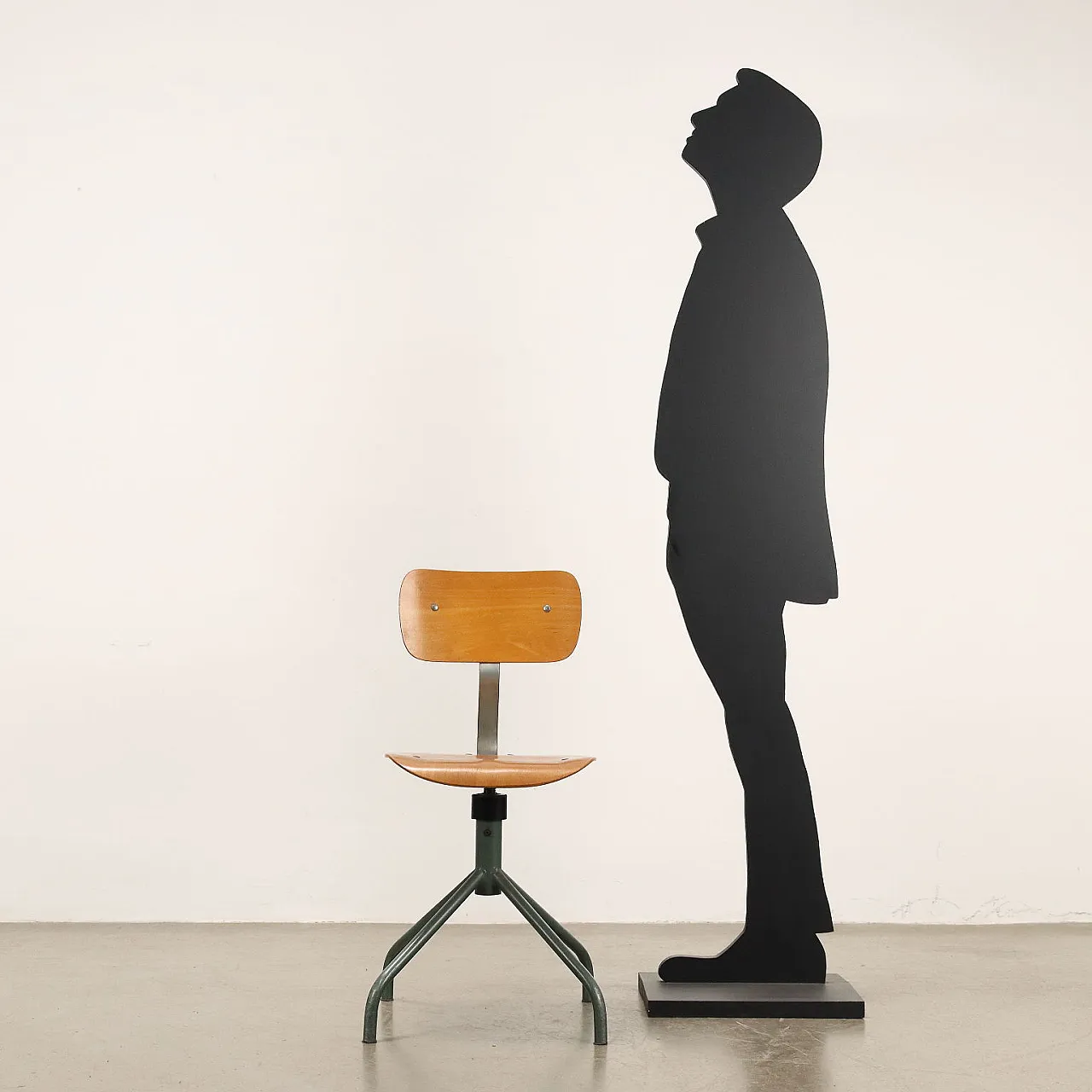 Sgabello Industriale in metallo e compensato, fine '900 2