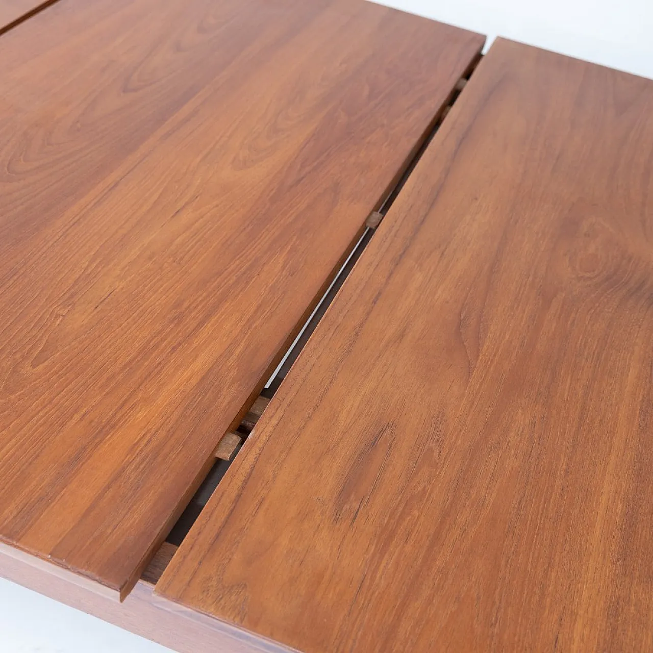 Tavolo da pranzo allungabile in legno attribuito a Finn Juhl, 1950 3