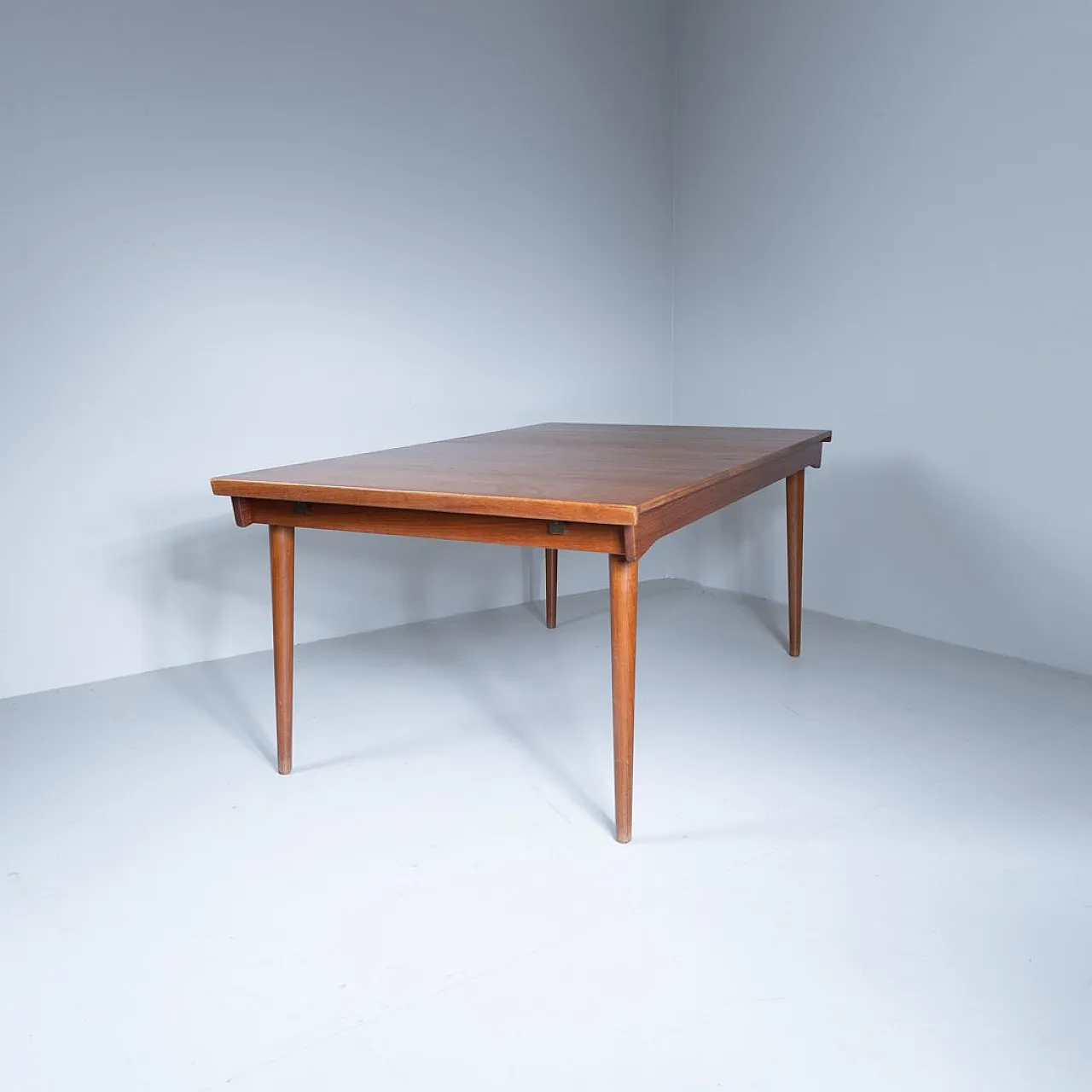 Tavolo da pranzo allungabile in legno attribuito a Finn Juhl, 1950 11