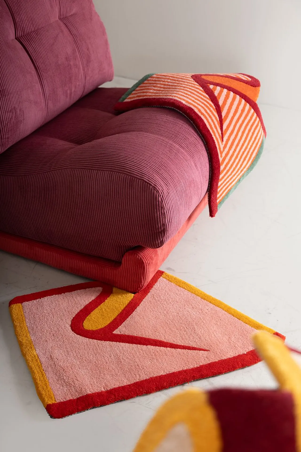 Pair of L2C Lounge Chairs by Guido Faleschini for Mariani, 1970s 6