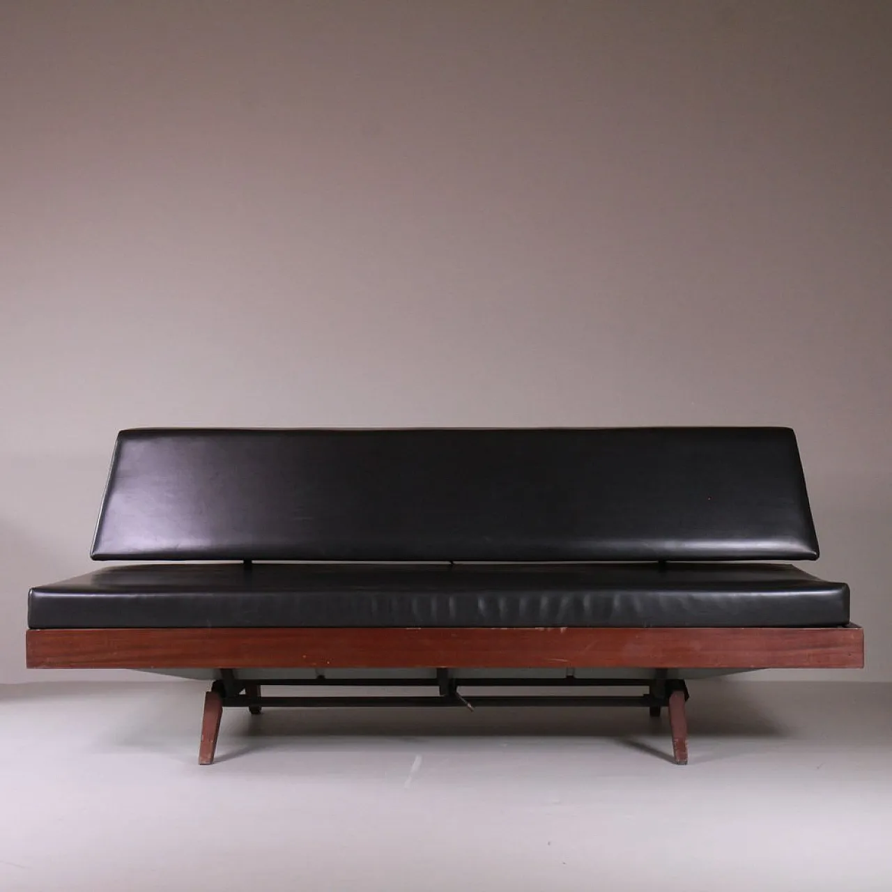 Black Vinyl and Wood Sofa, 1970 5