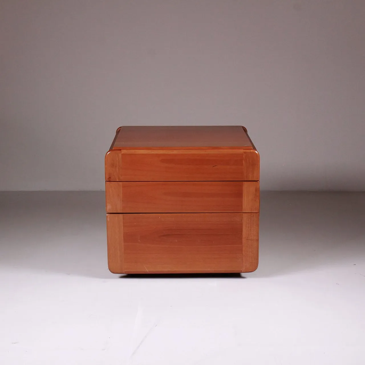 Pair of Bedside Tables by Afra & Tobia Scarpa for Molteni, 70s 2