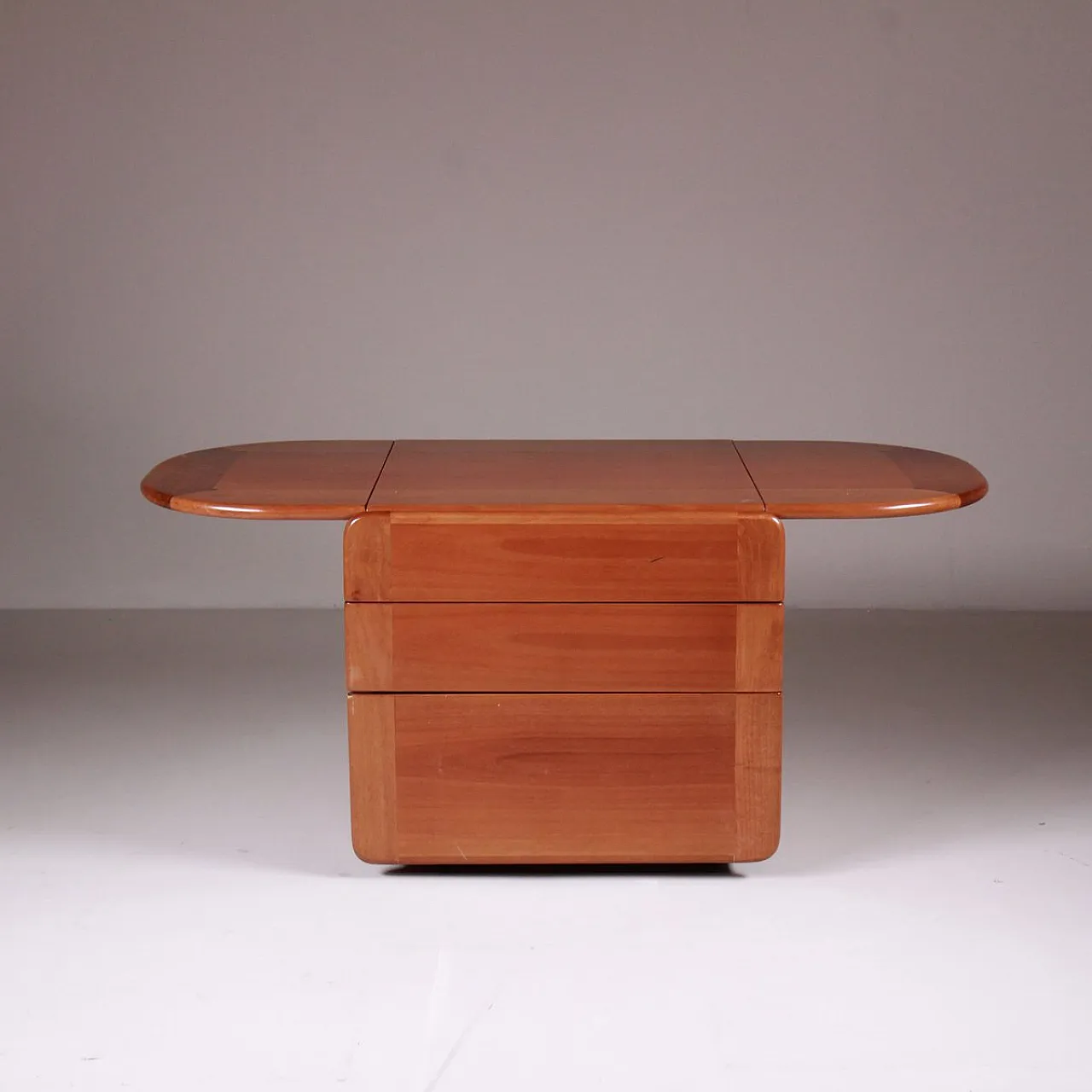 Pair of Bedside Tables by Afra & Tobia Scarpa for Molteni, 70s 4