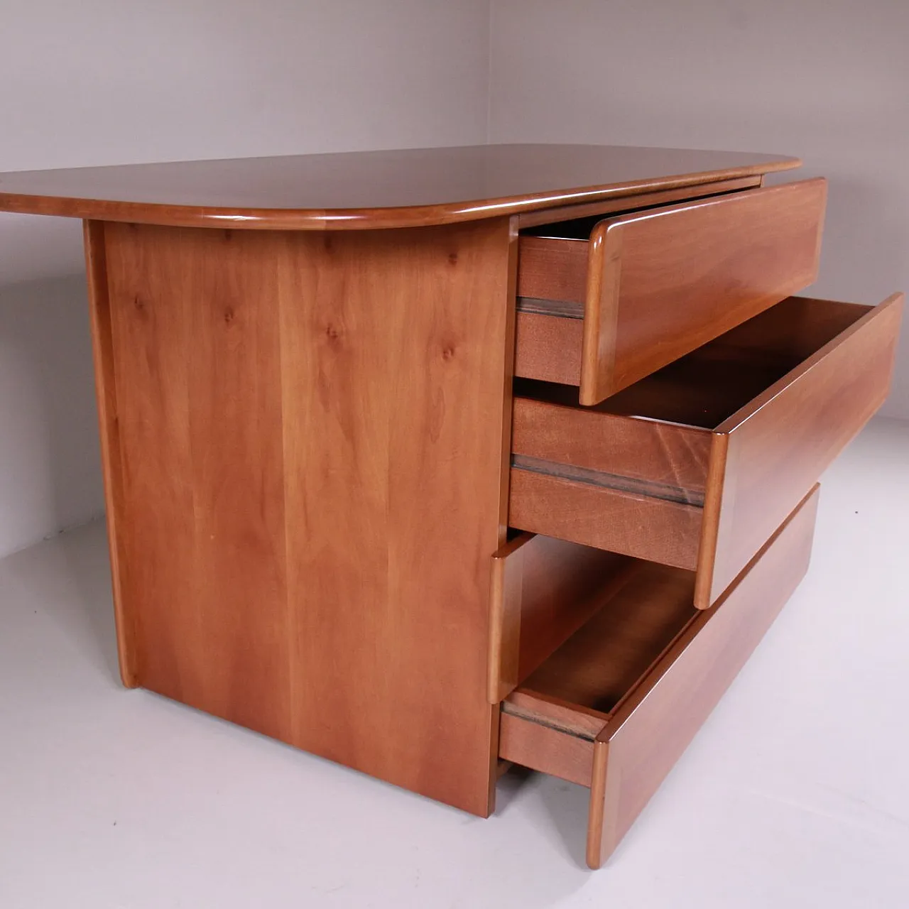 Cassettiera di Afra & Tobia Scarpa per Molteni 3