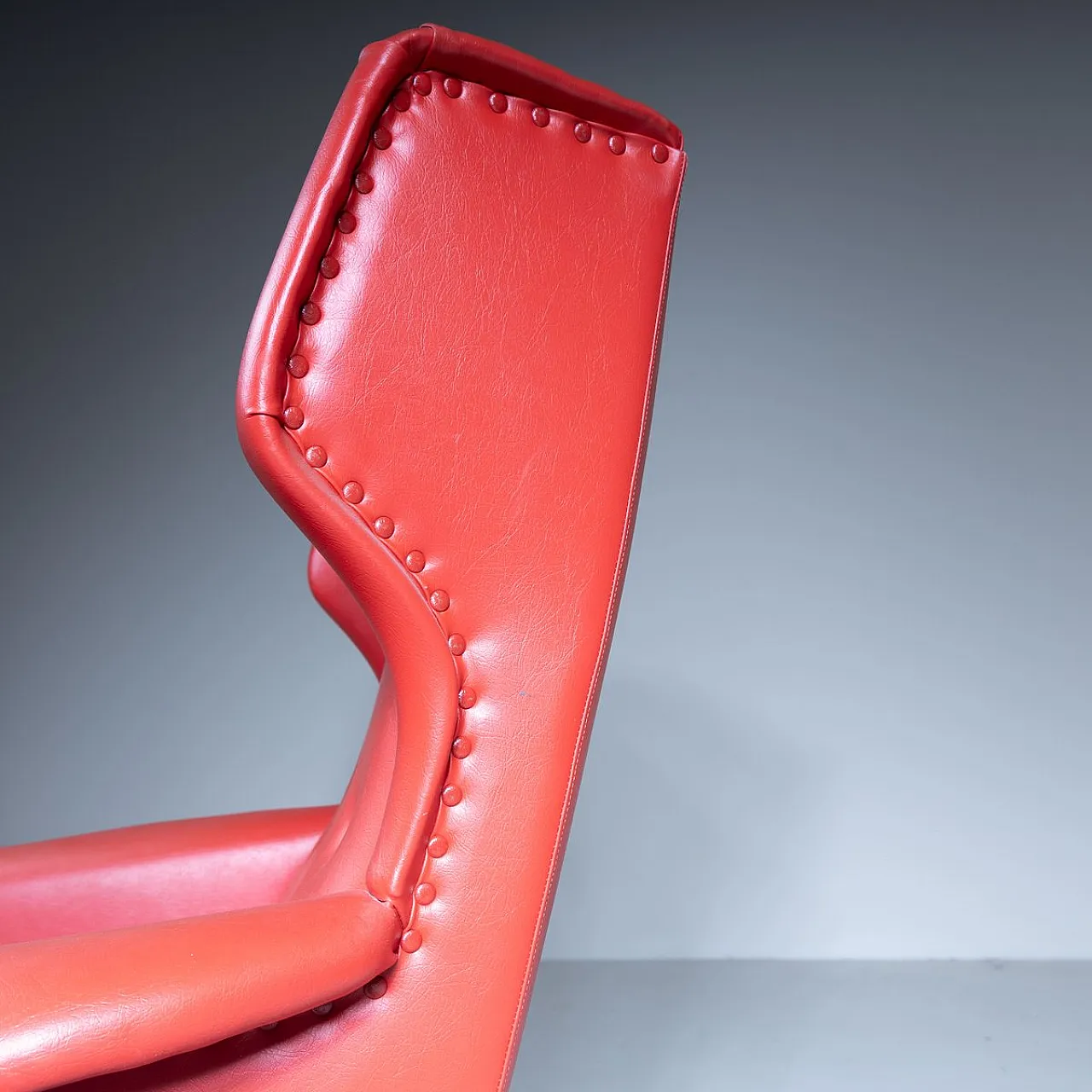 Poltrona in skai rossa, anni '70 5