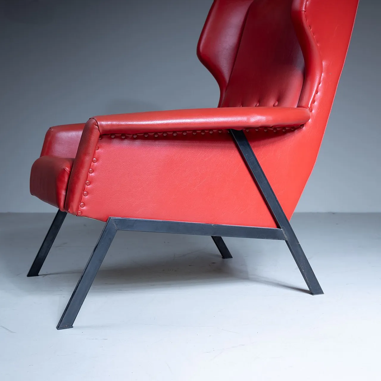 Poltrona in skai rossa, anni '70 8