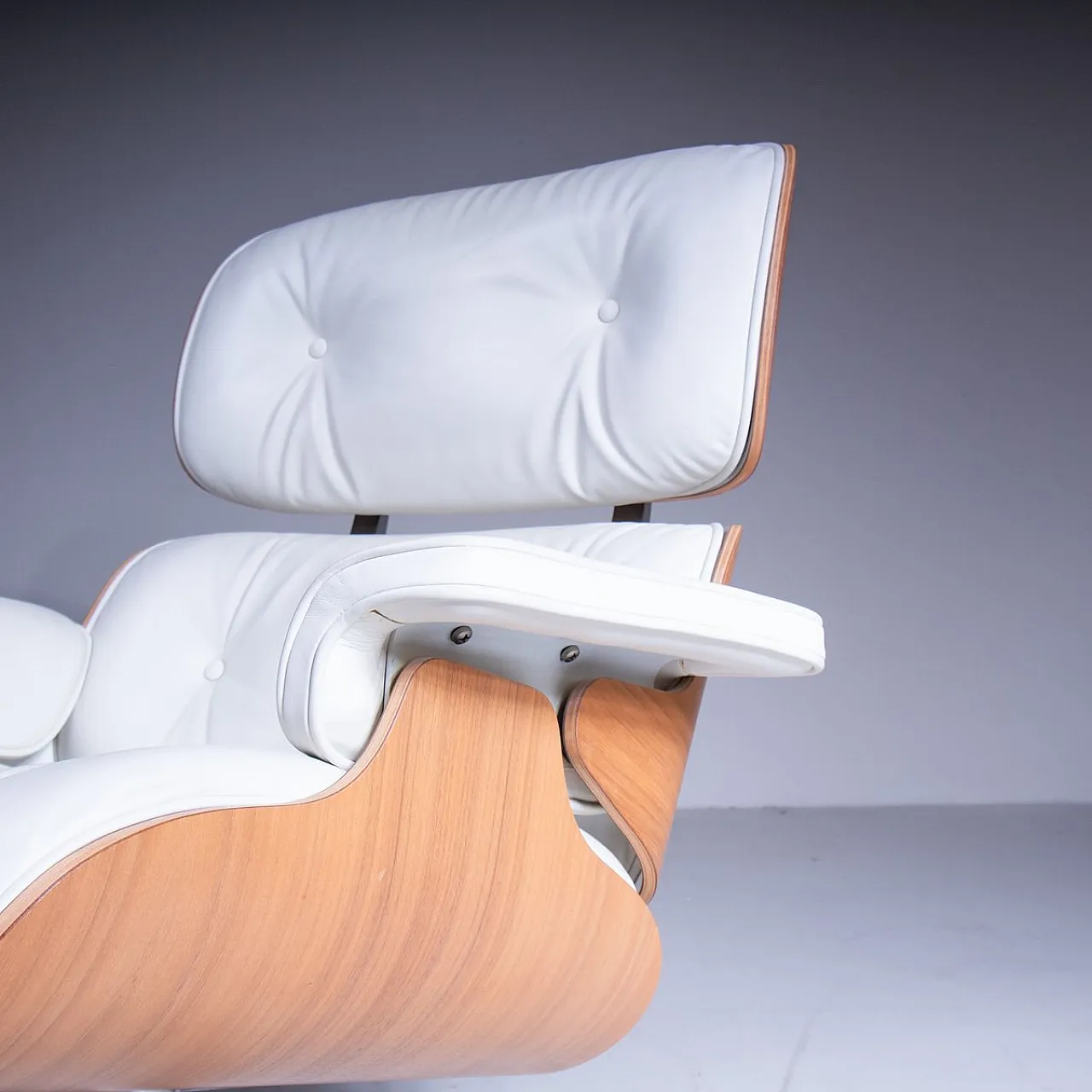 Set of Lounge Chair and Ottoman by Charles & Ray Eames for Vitra, 1950s 6