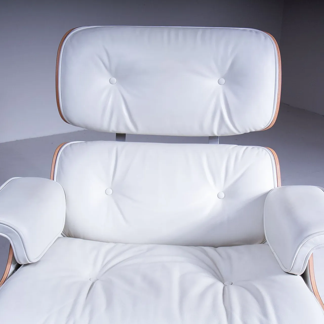 Set of Lounge Chair and Ottoman by Charles & Ray Eames for Vitra, 1950s 7