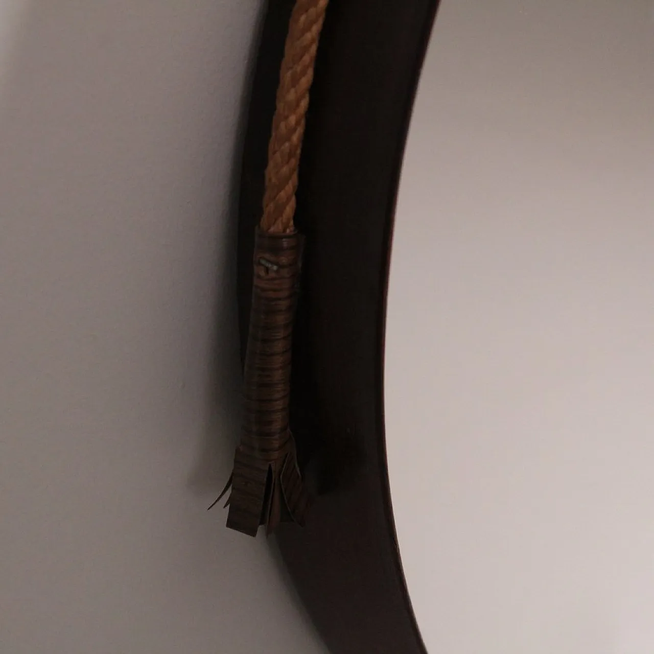 Specchi circolari in legno, anni '50 10