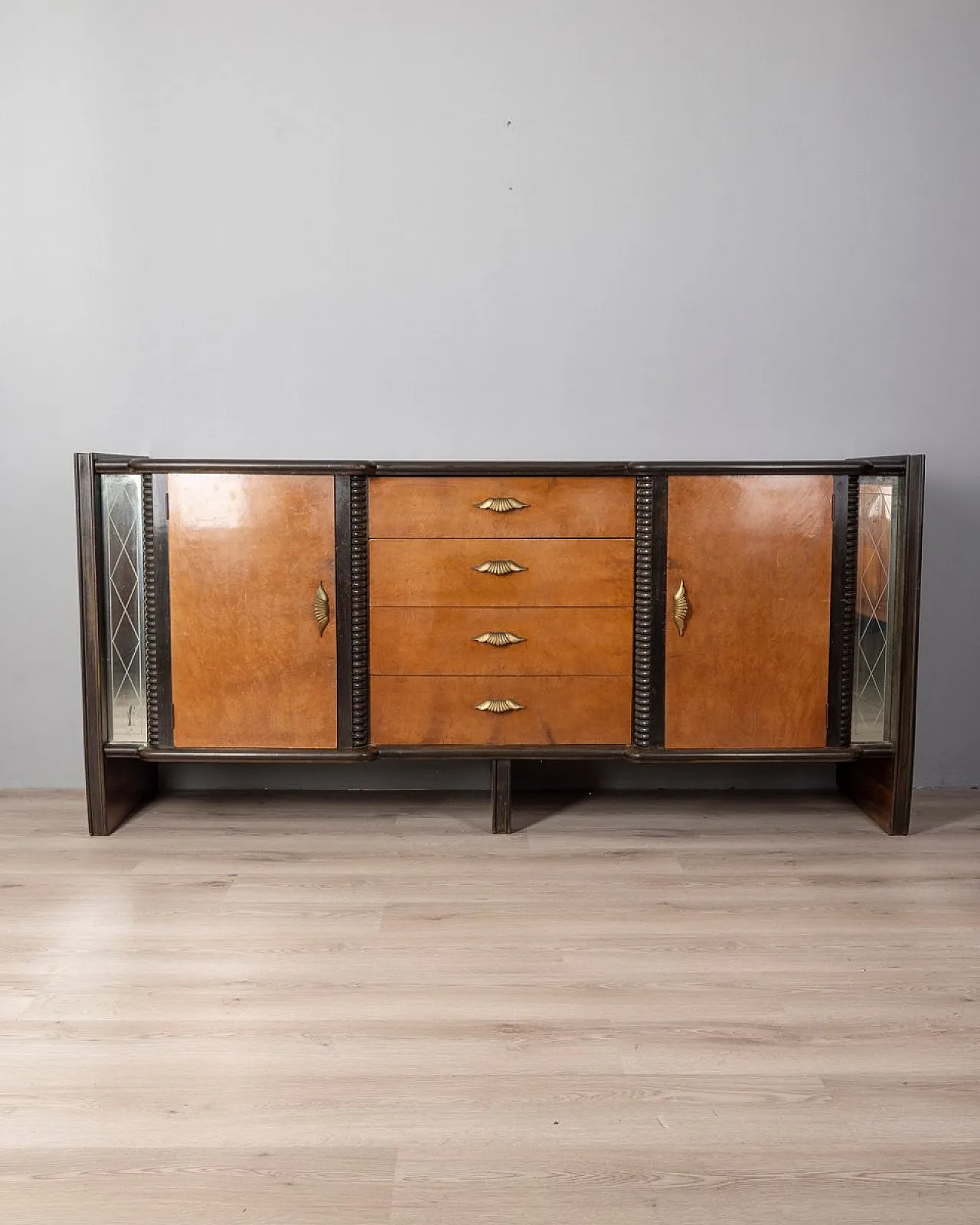 Credenza Art Deco in legno e vetro, anni '40 1