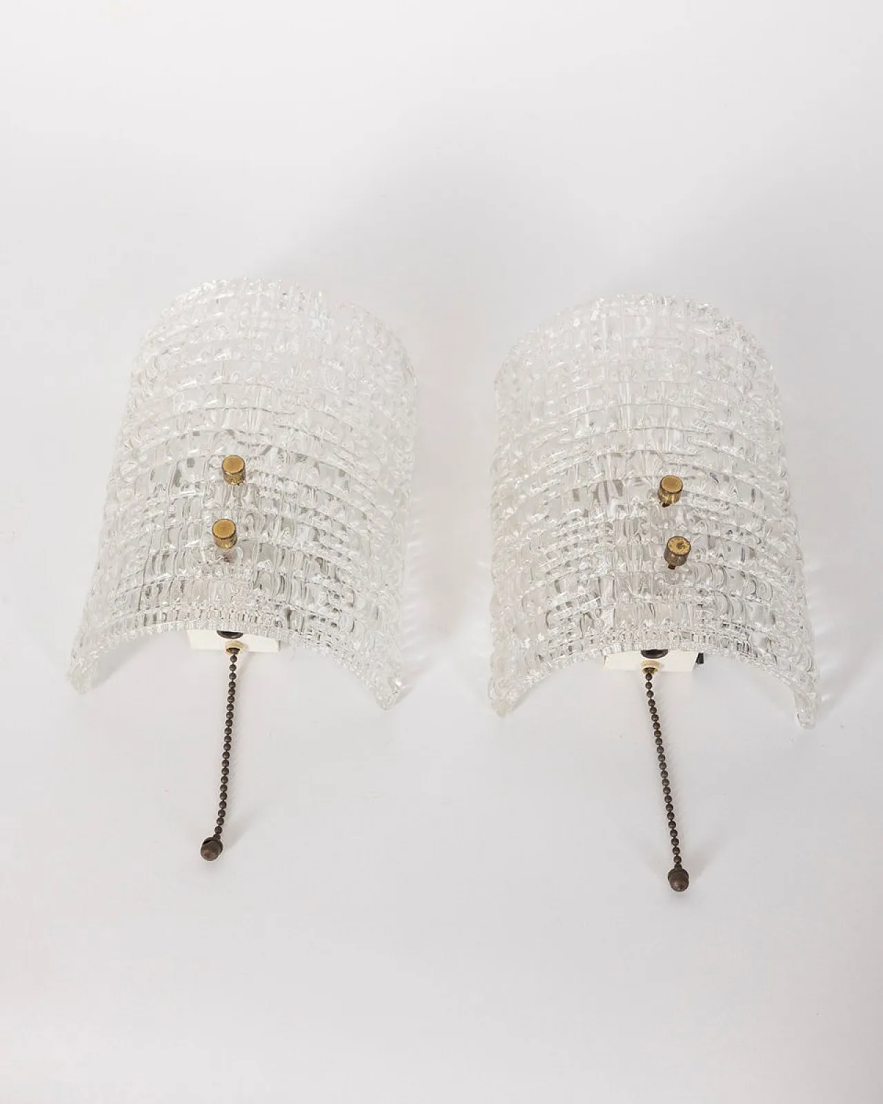 Pair of crystal and brass wall lamps, 1960s 3