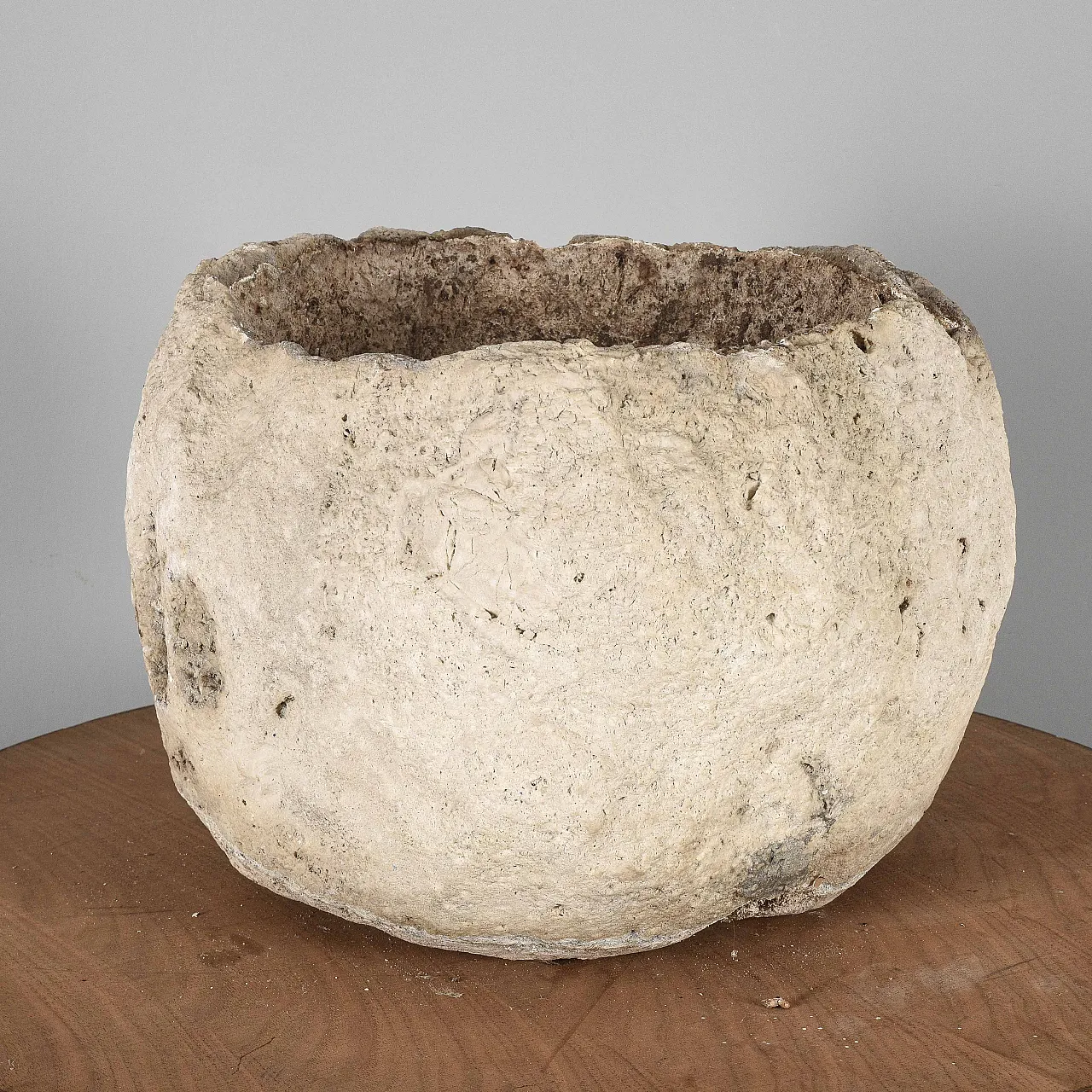Stone plant pot, 20th century 2