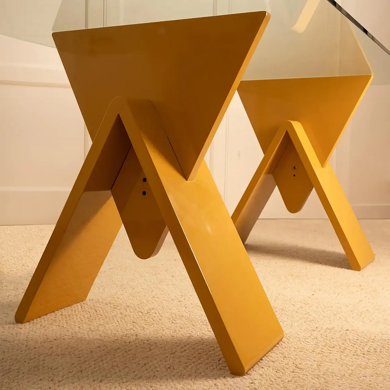 Lacquer and glass table, 1980s 10
