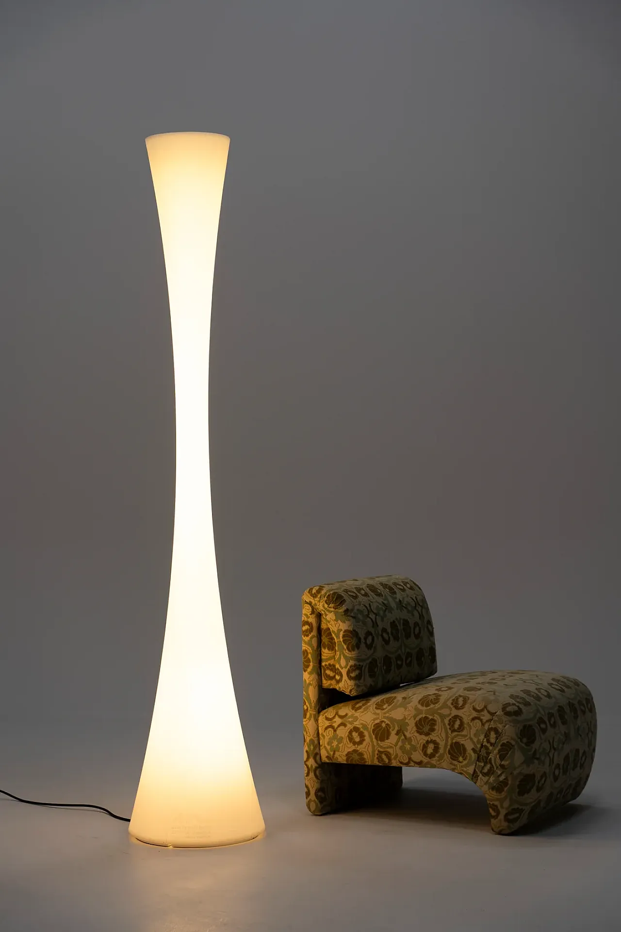 Biconica floor lamp by Emiliana Martinelli for Martinelli Luce, 1980s 4