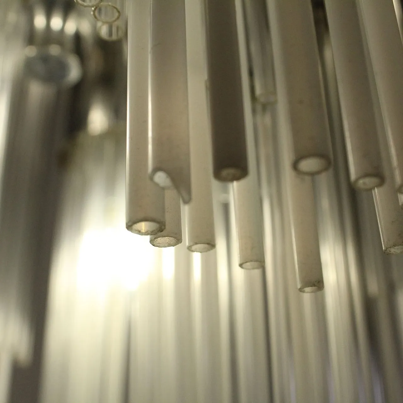 Lampadario con aste in vetro e struttura in acciaio, 1970 15