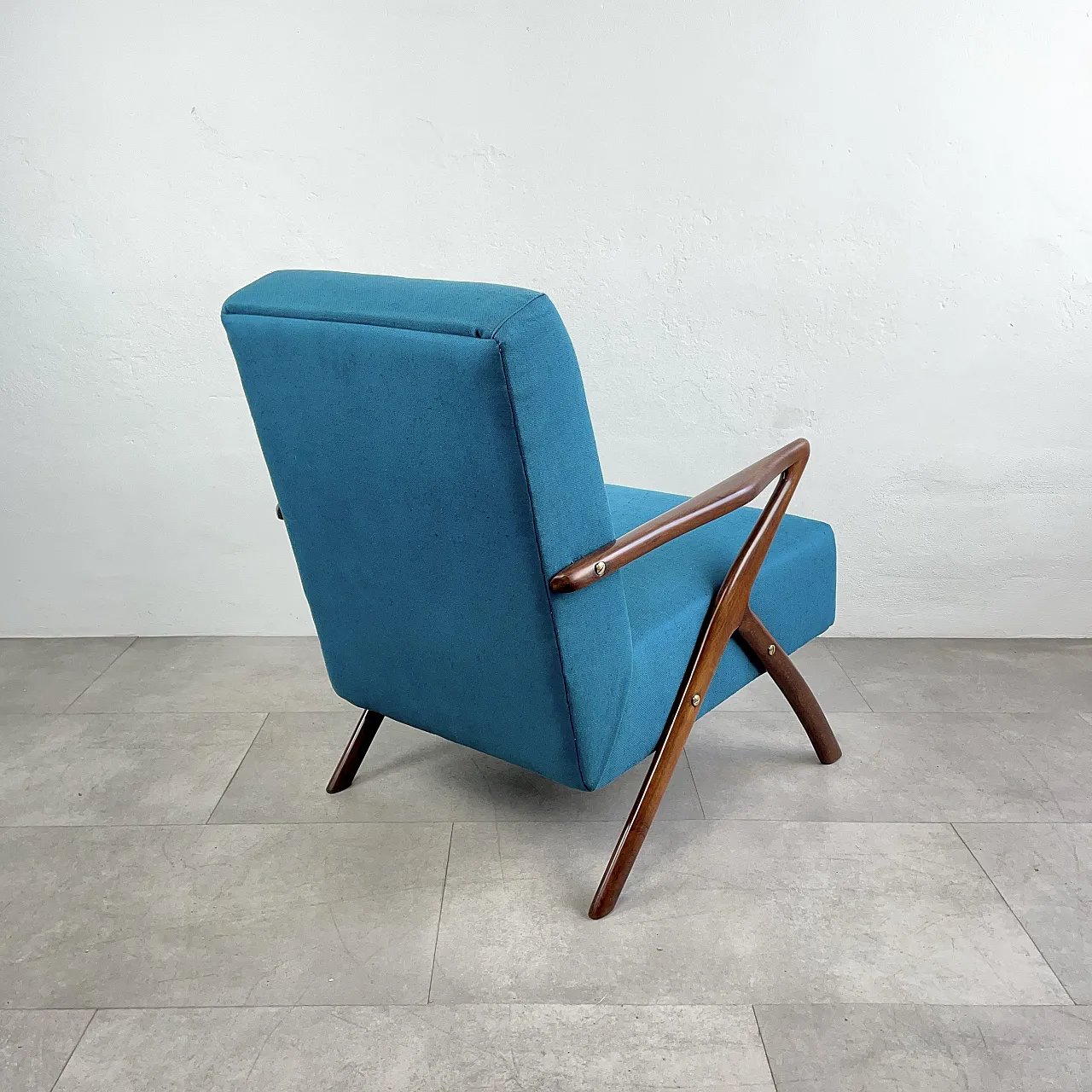 Restored turquoise blue armchair, Italy 1950s 3