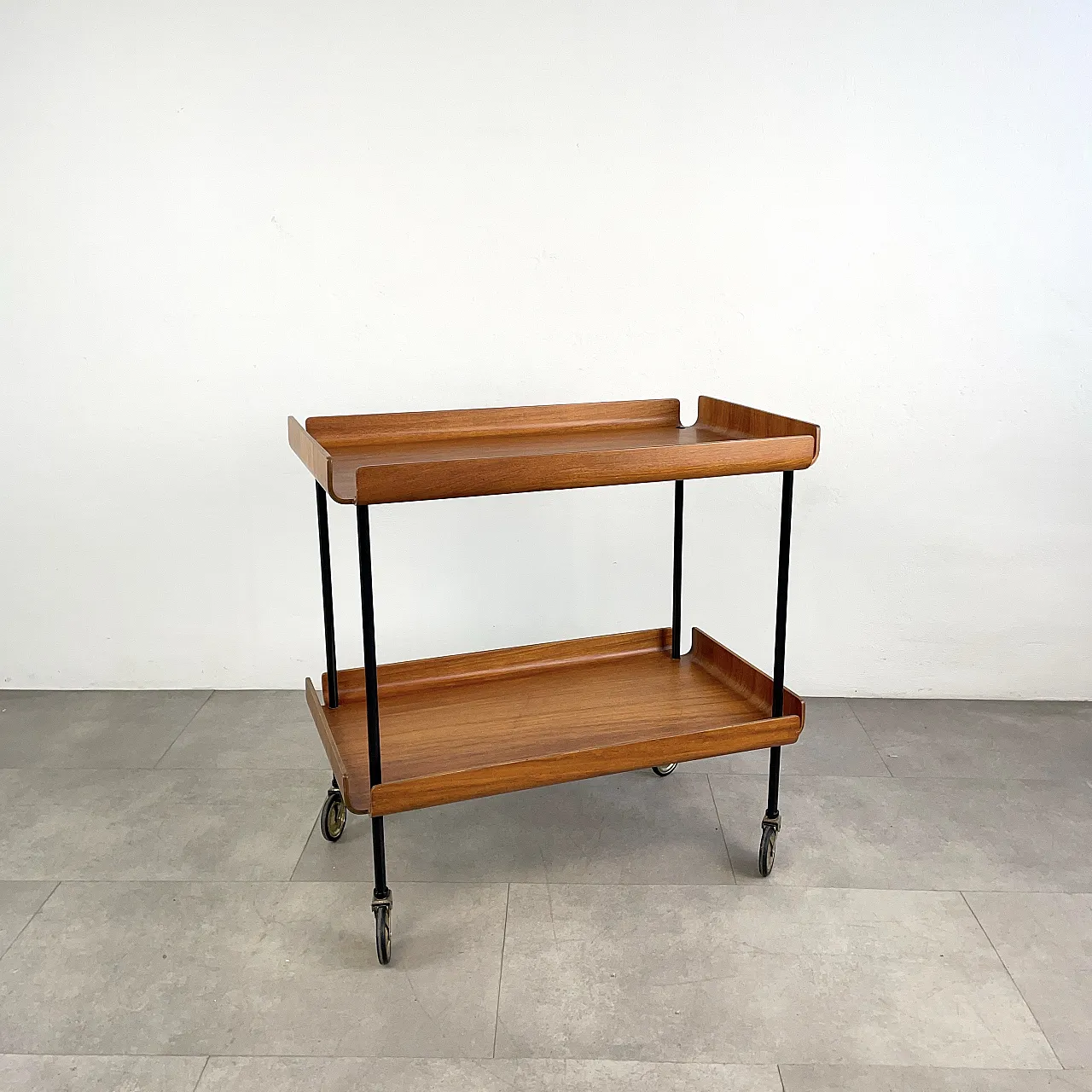 Carrello bar o portavivande in teak restaurato, Italia anni ‘60 1