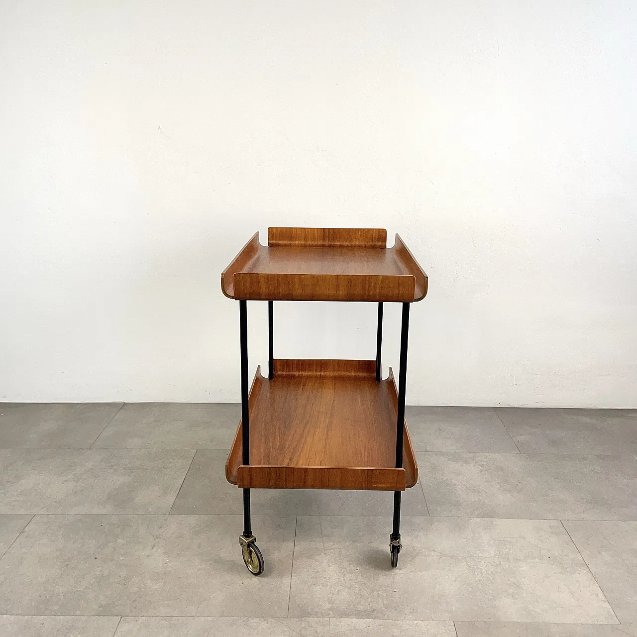 Carrello bar o portavivande in teak restaurato, Italia anni ‘60 4