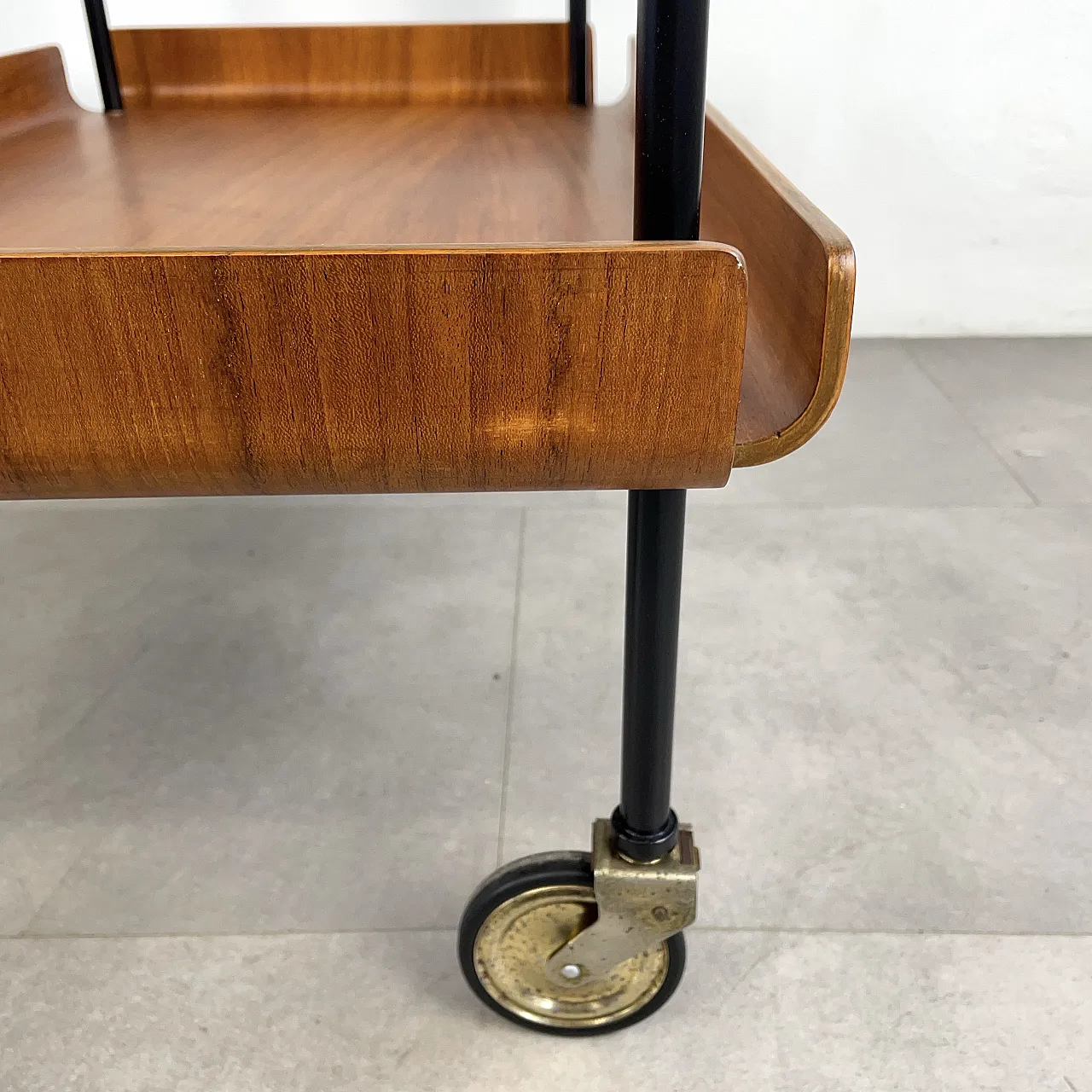 Carrello bar o portavivande in teak restaurato, Italia anni ‘60 15