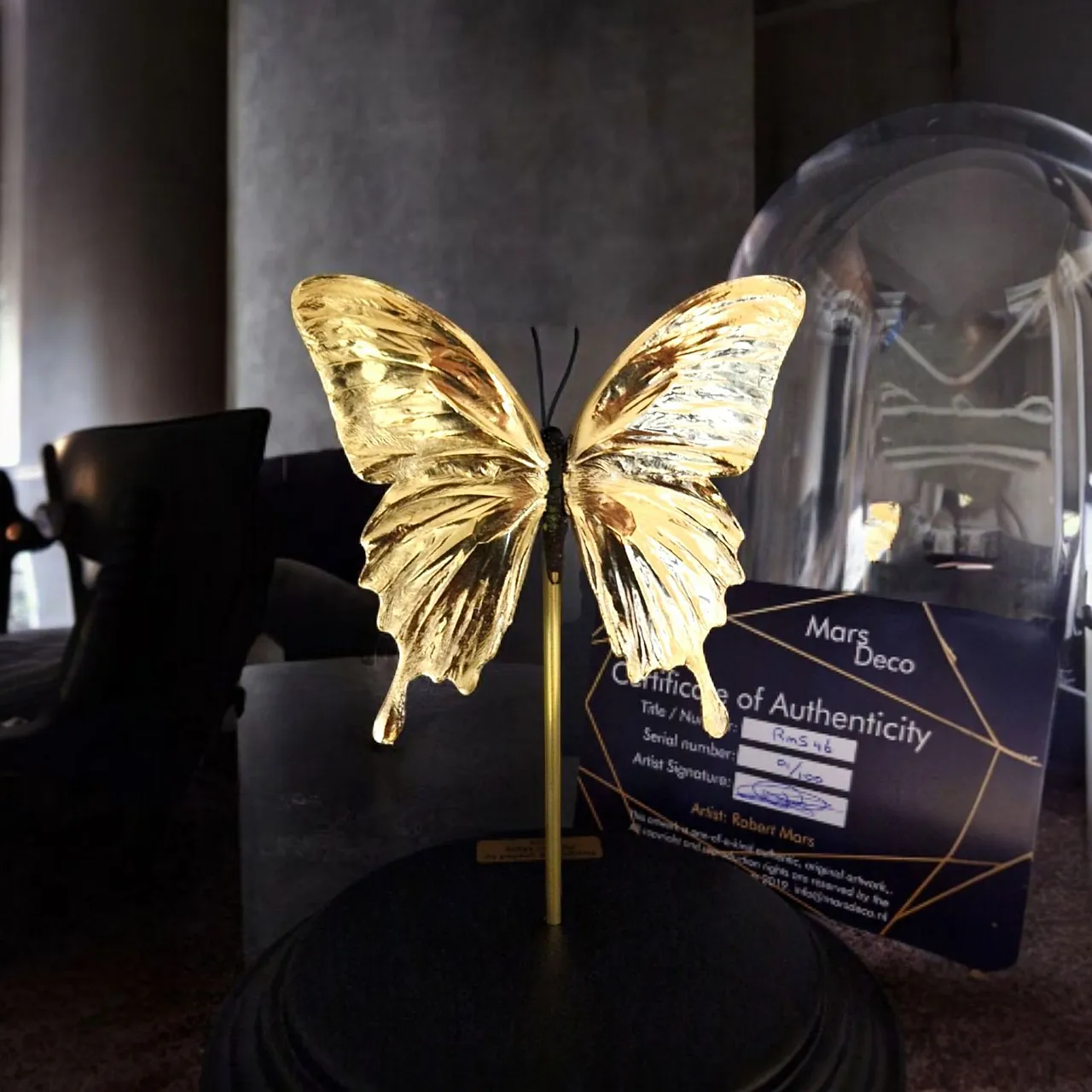 Real papilio butterfly gilded in 23kt gold under glass dome 1