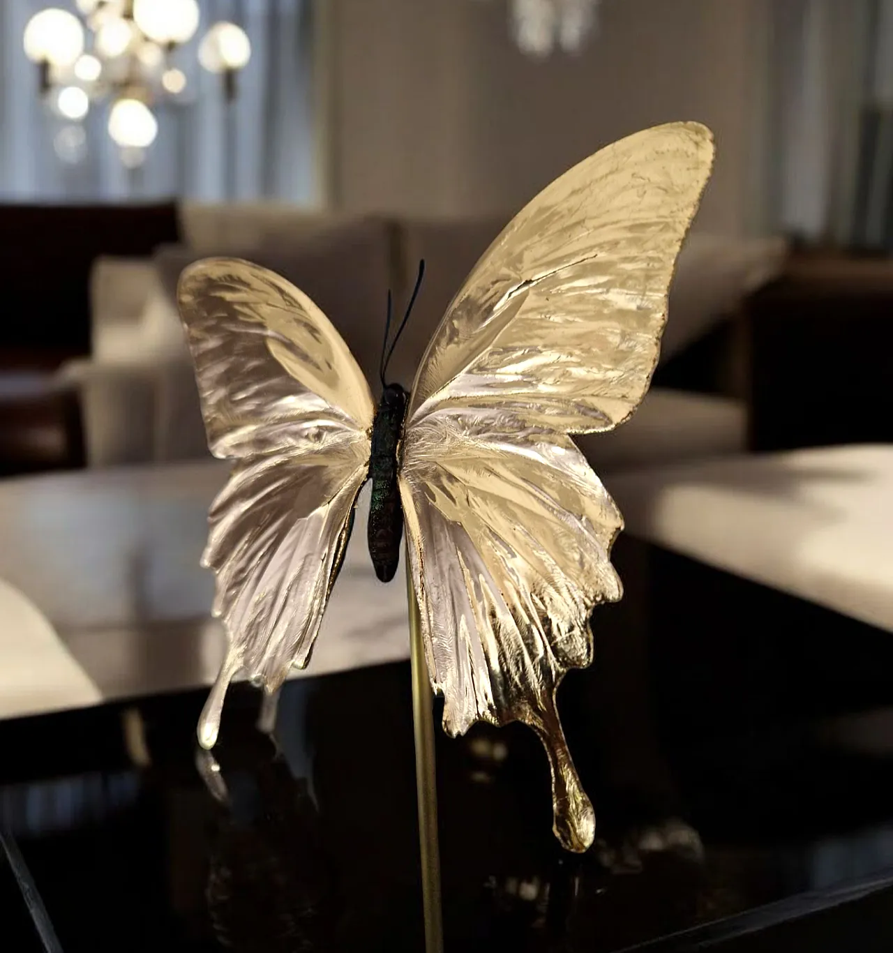 Real papilio butterfly gilded in 23kt gold under glass dome 6