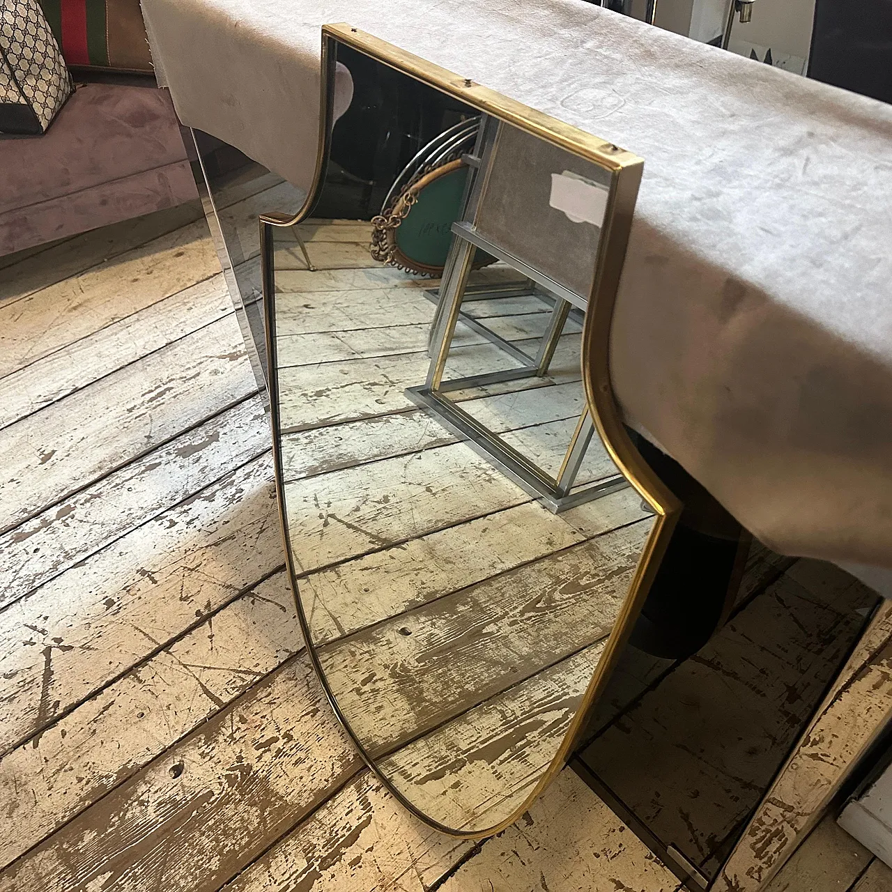 Shield-shaped brass mirror in Gio Ponti style, 1950s 9
