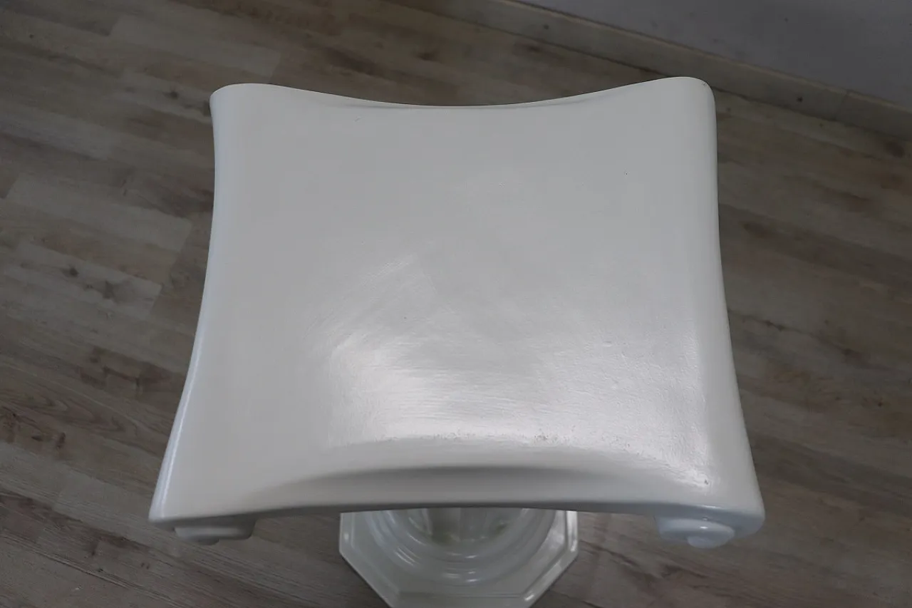 Colonna in ceramica bianca di Bassano, fine '900 4