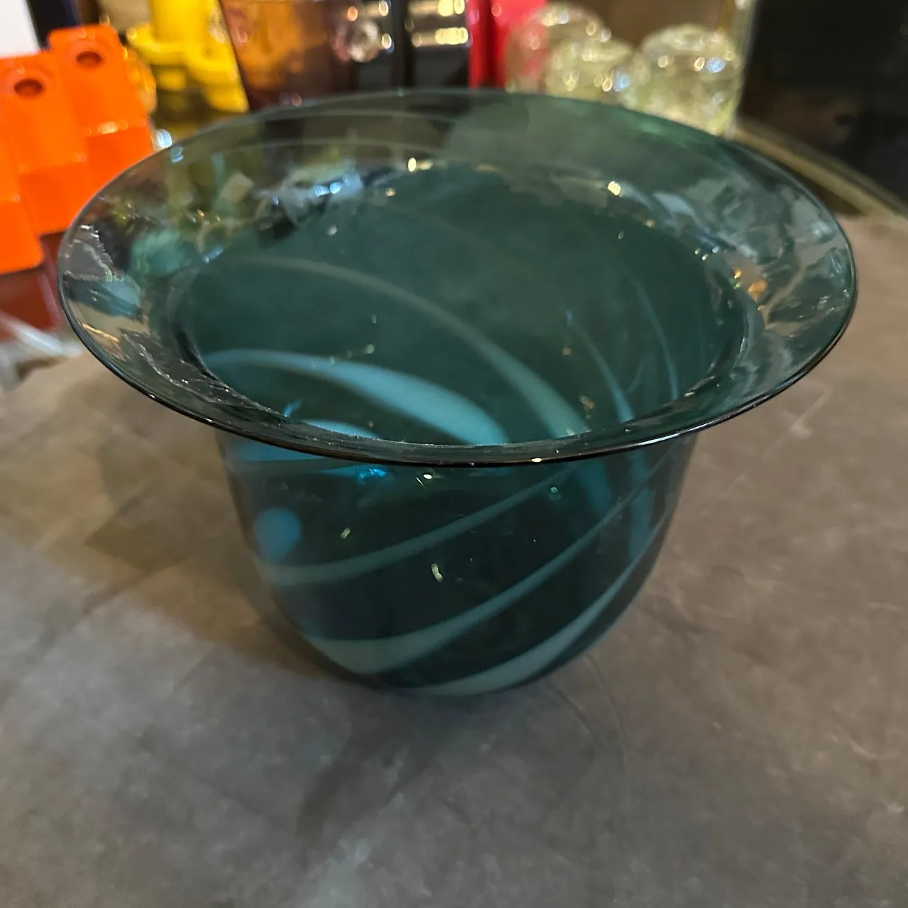 Vaso in vetro di Murano soffiato a mano di Venini, anni '80 5