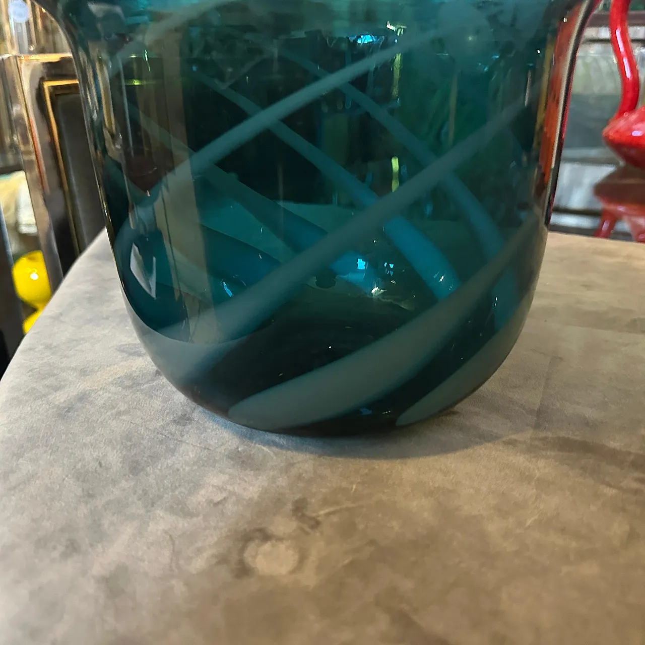 Vaso in vetro di Murano soffiato a mano di Venini, anni '80 9