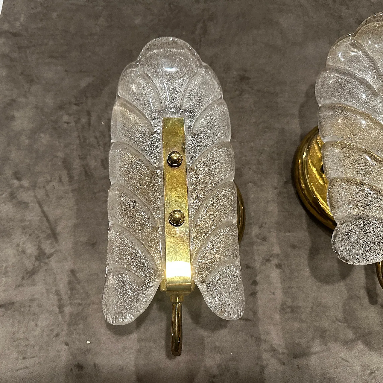 Coppia di applique in ottone e vetro di Murano stile Barovier anni '70 11