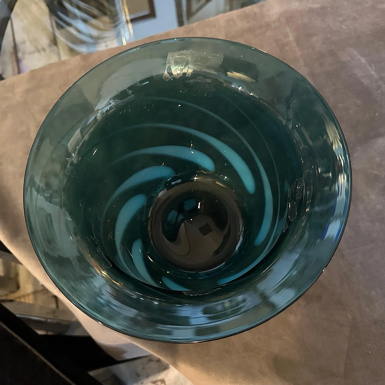 Vaso in vetro di Murano soffiato a mano di Venini, anni '80 12