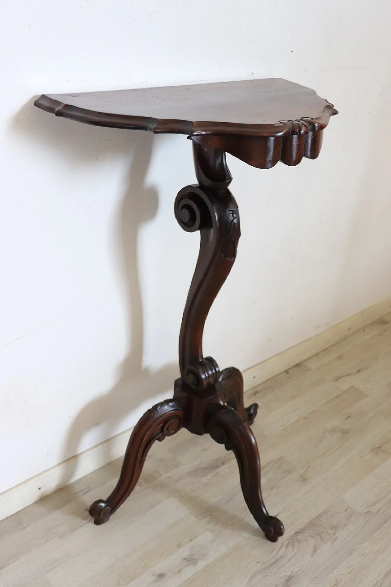 Small console in walnut, early 1900s 5