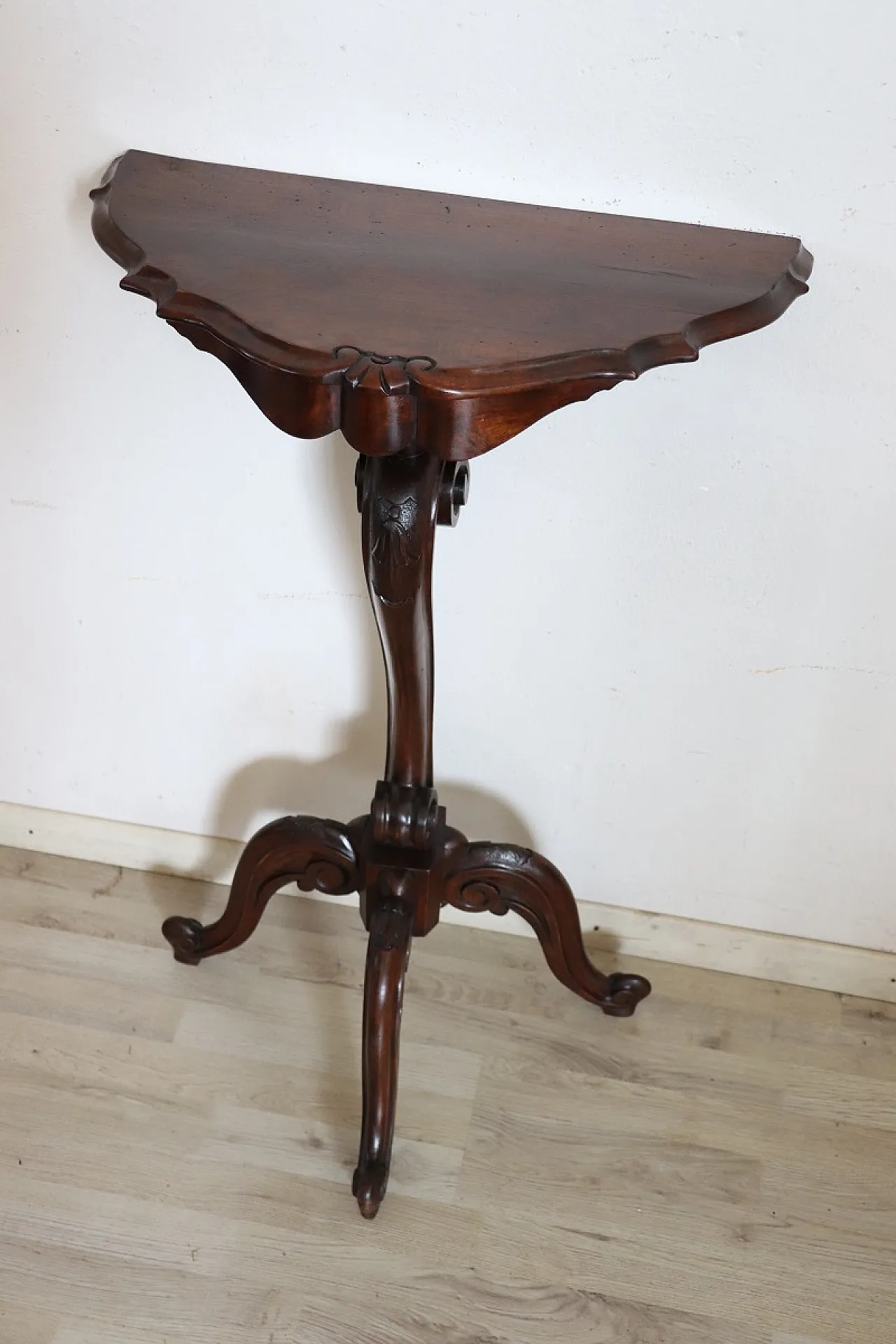 Small console in walnut, early 1900s 12