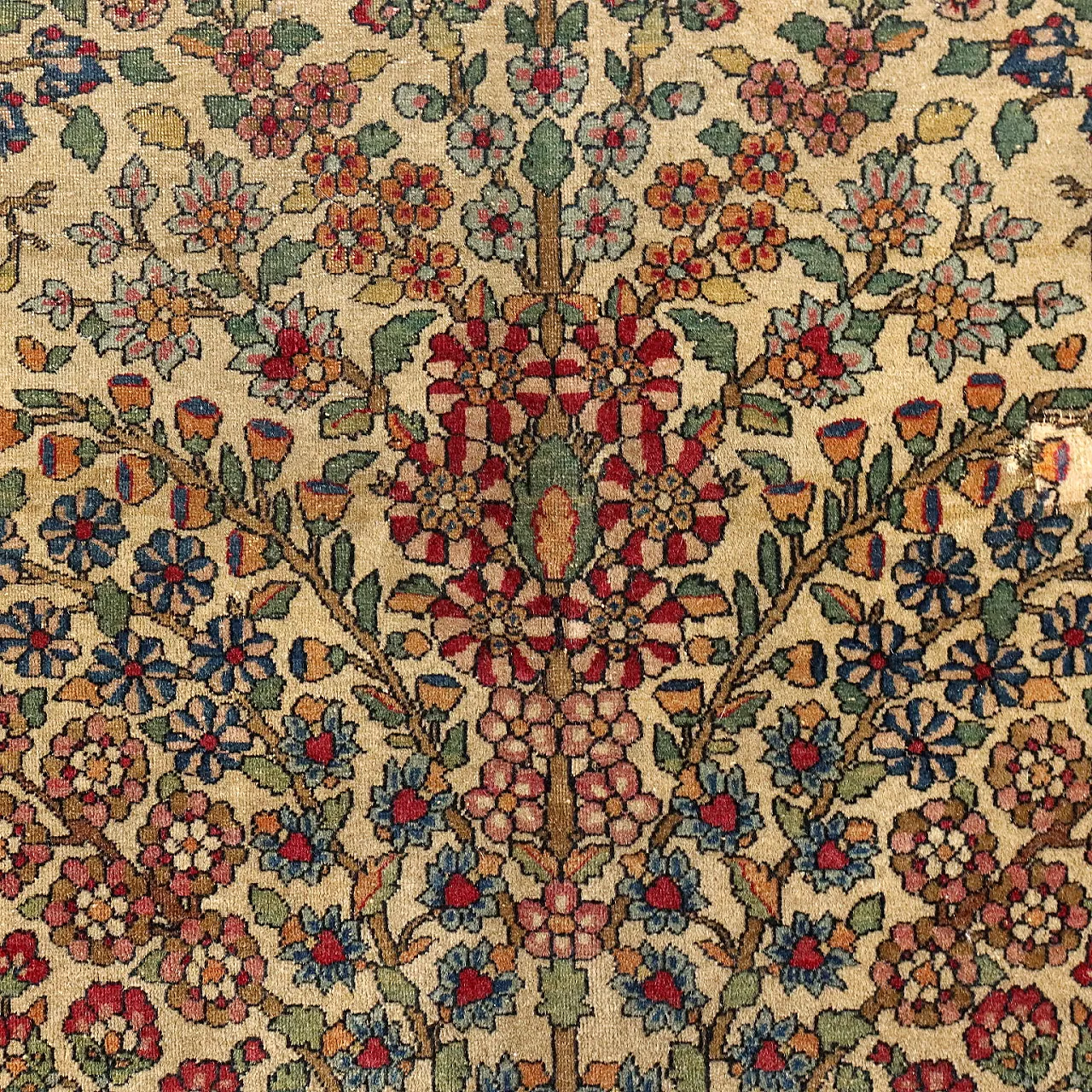 Tappeto Isfahan a nodo extra fine in cotone e lana con motivi floreali 4