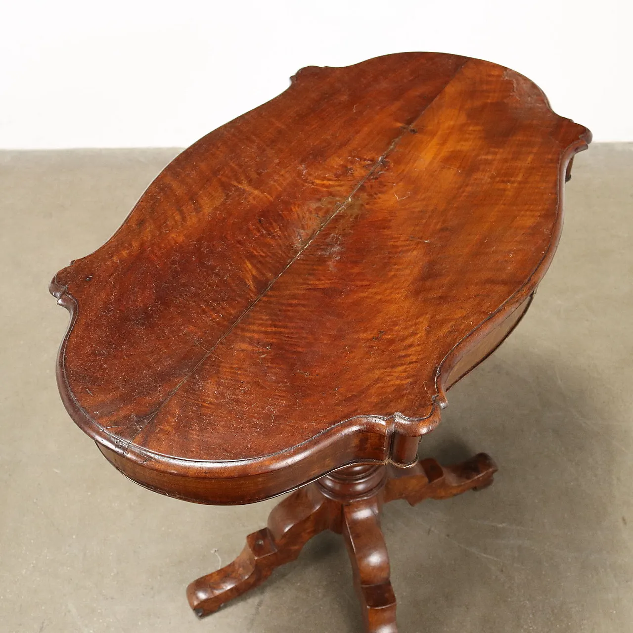 Tavolino Luigi Filippo in noce, '800 7