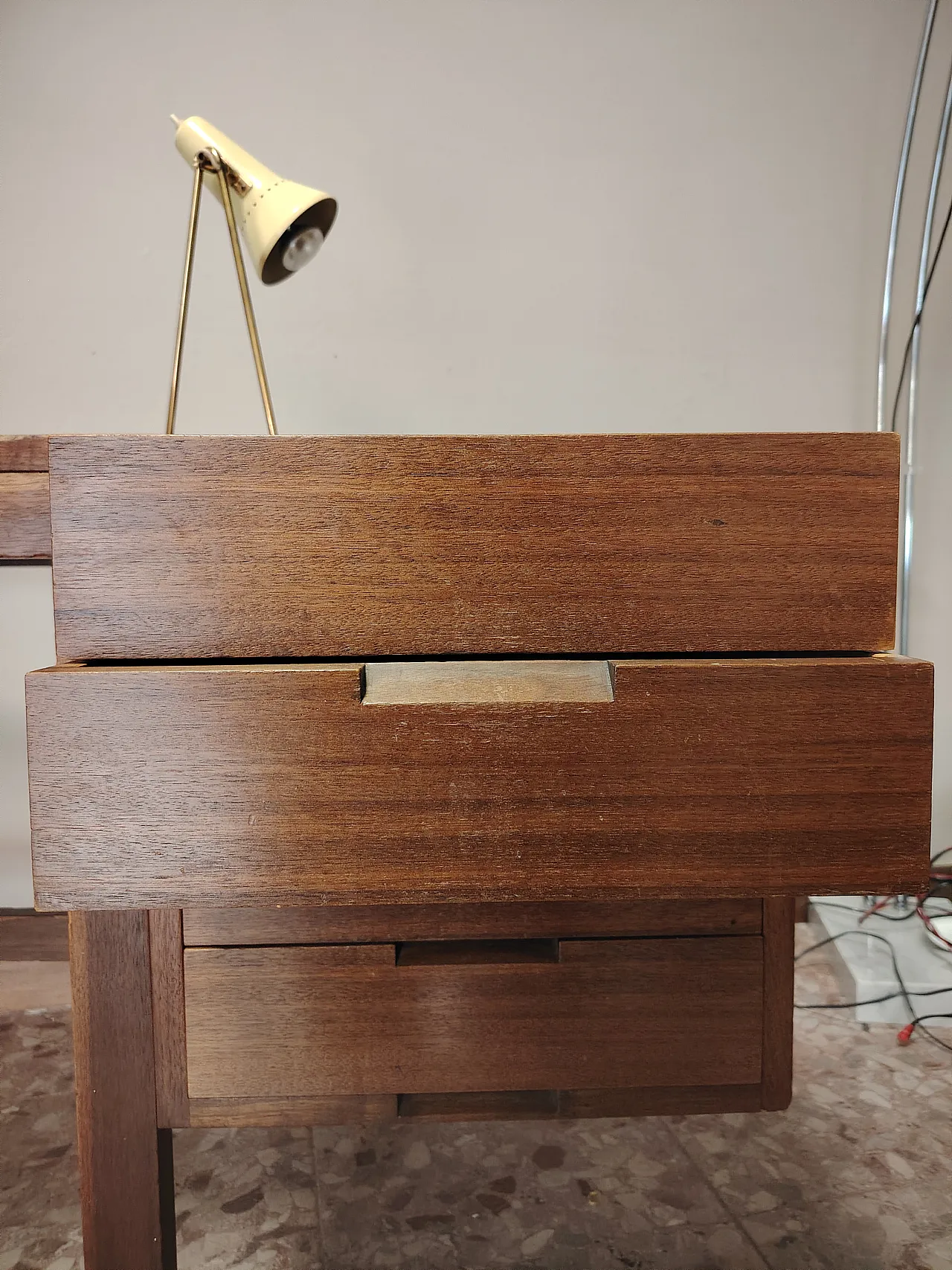 Scrivania modello Canaan disegnata da Marcel Breuer per Gavina anni 70 5